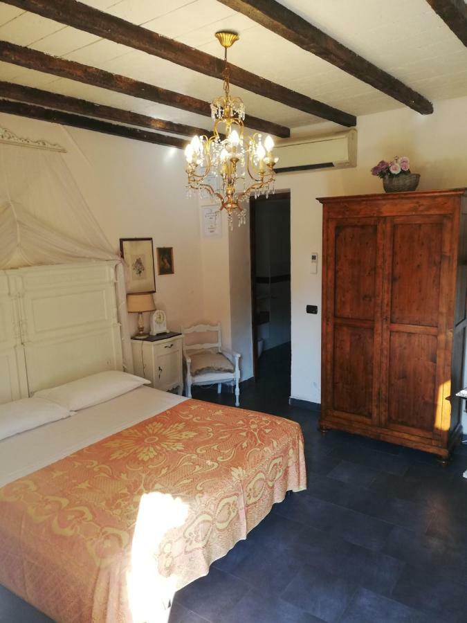 Bed And Breakfast Aurora Sarzana Buitenkant foto
